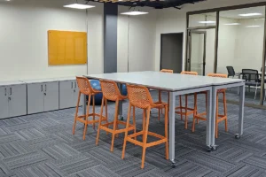 habilitación de oficinas amoblamiento integral Santiago - Dcorativa